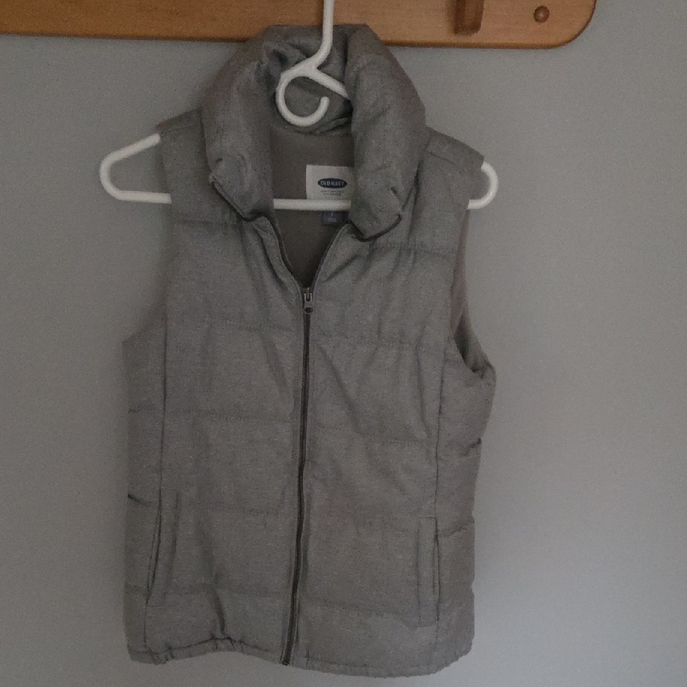 Gray Puffer Vest for Women